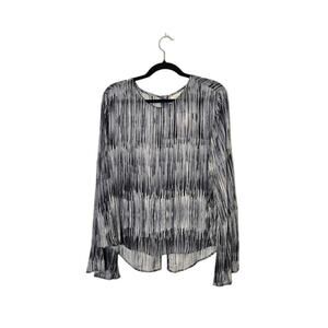 Cloth & Stone NWT Womens Striped Top Size Large Gray Button Back Semi Sheer